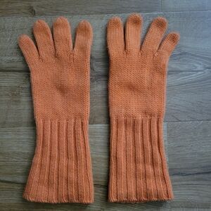 Long Ribbed Cashmere Gloves in Warm Orange